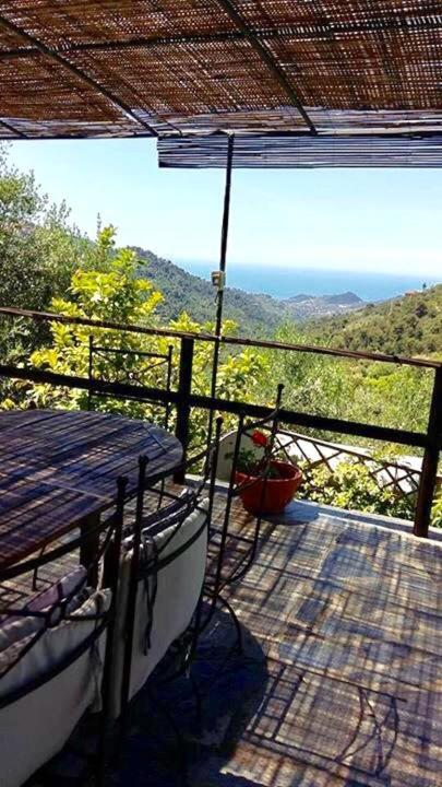 Agriturismo Osteria Du Barba Pe' - Casa Cassini Бордігера Екстер'єр фото